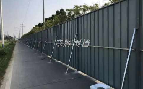 金屬圍擋如何處理連拼口處的漏洞？(介紹金屬圍擋連拼口漏洞處理方法)